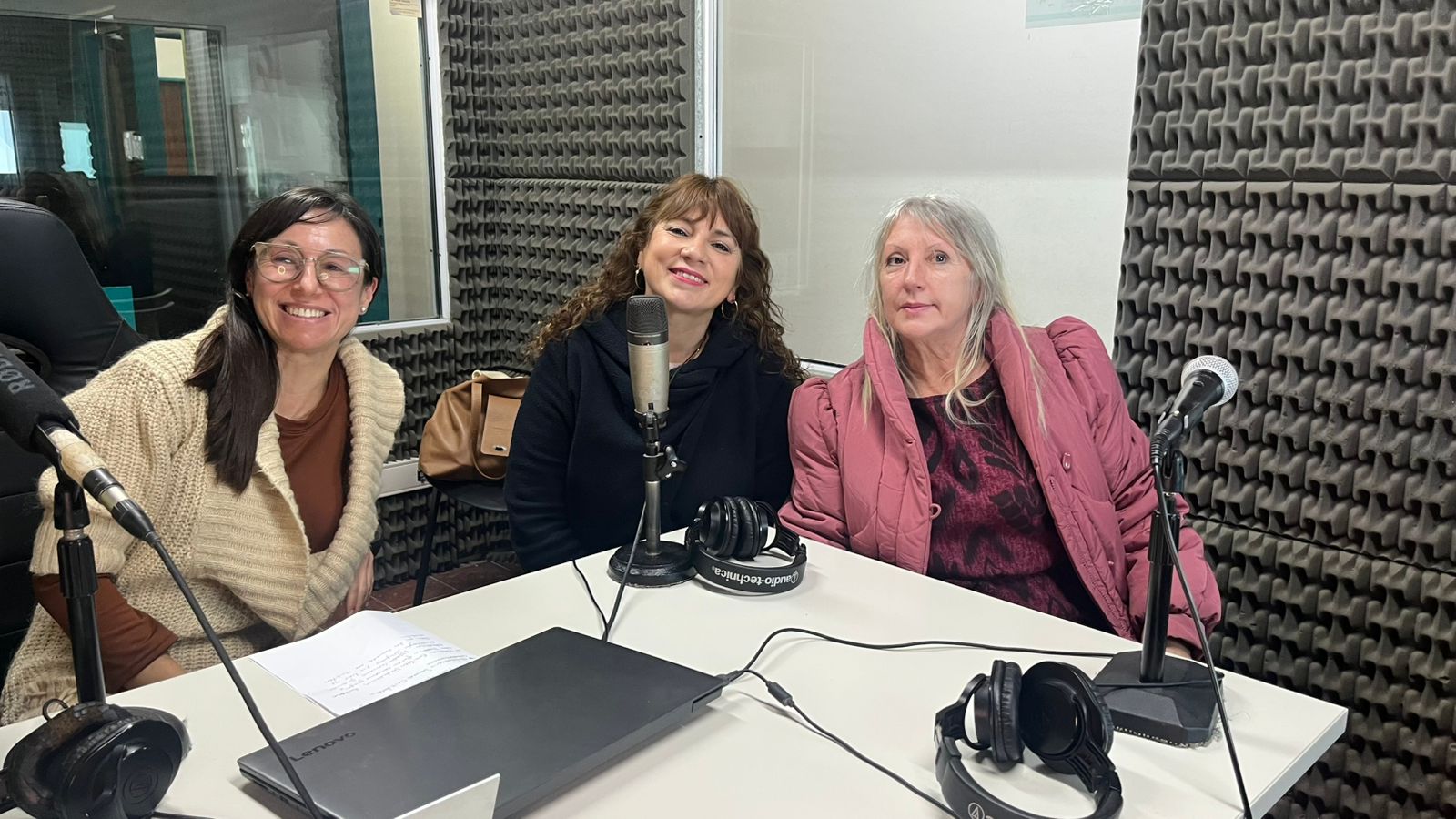 Enlace Educativo | Programa Municipal “Recreos amigables” y el proyecto “Escritores varelenses en acción”