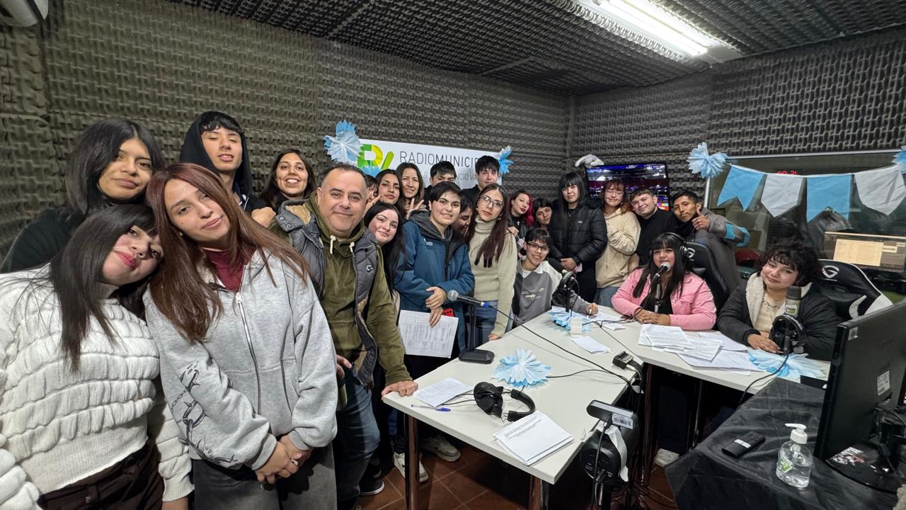 LA RADIO EN TU ESCUELA | E.E.S N° 56
