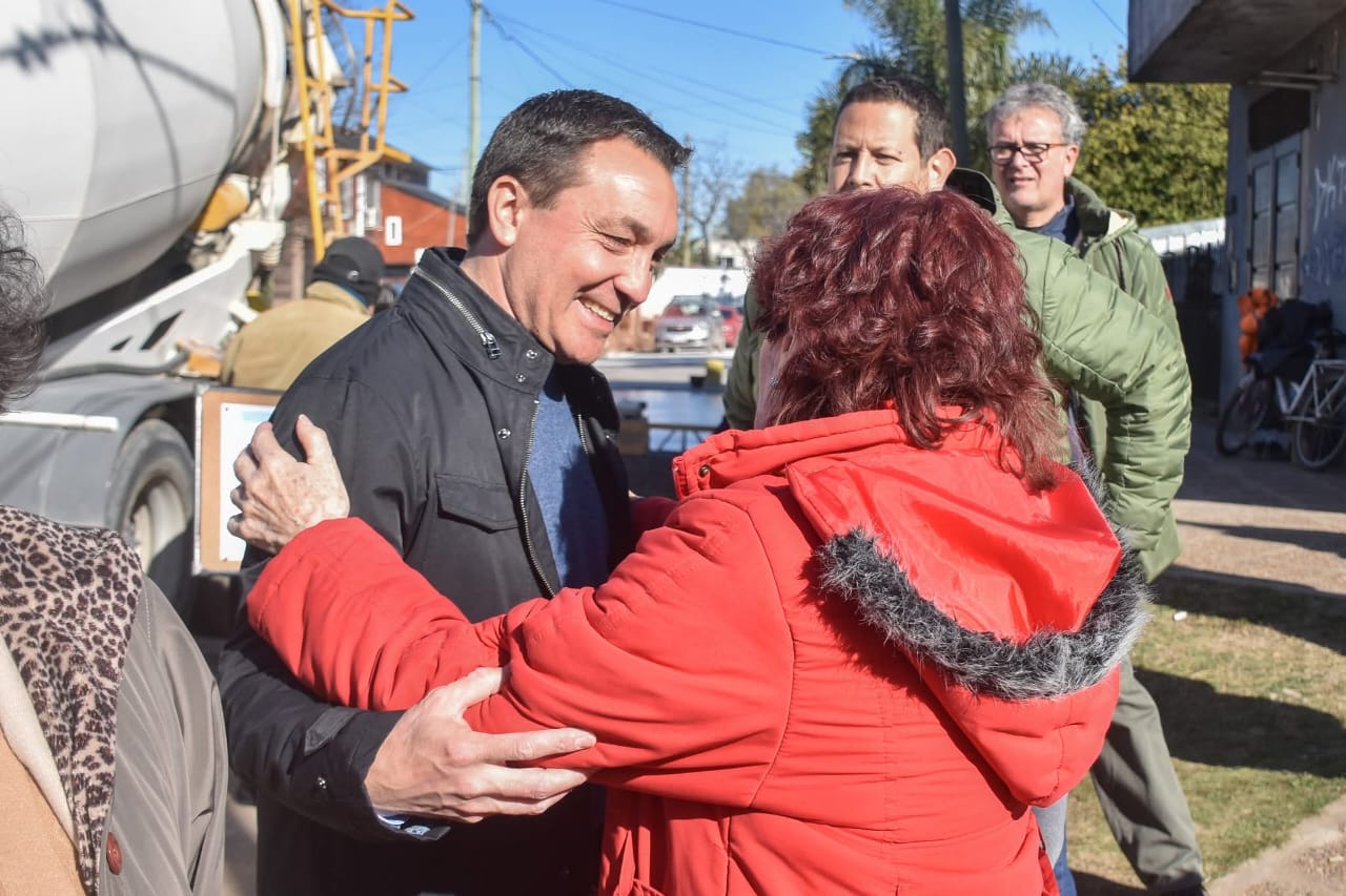 Mejoras en tu barrio I Inauguración de la Casa de la Provincia y pavimentación en San Eduardo